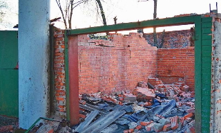 Демонтаж гаражей в Топках, цена от 1779 руб. – услуги под ключ от 2Землекопа-Тпк